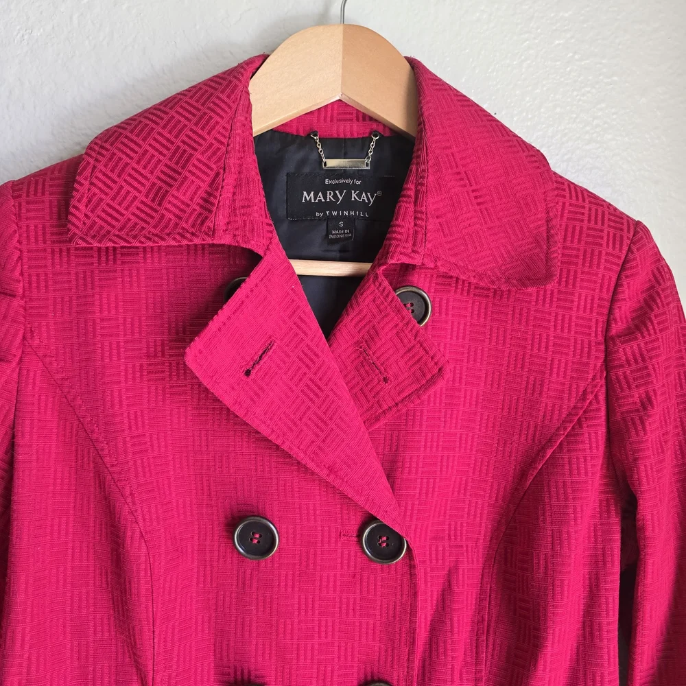 Mary Kay By Twinhill Womens Red Trench Coat. Made exclusively for Mary Kay